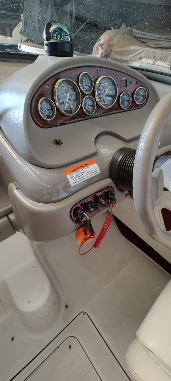 Chris Craft 19  1997 Volvo 270 SX